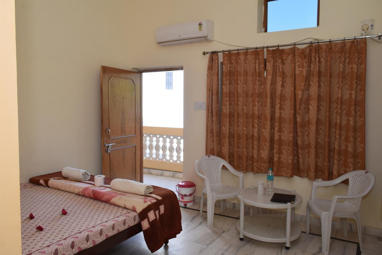 Hotel Kamal Villas Пушкар Екстериор снимка