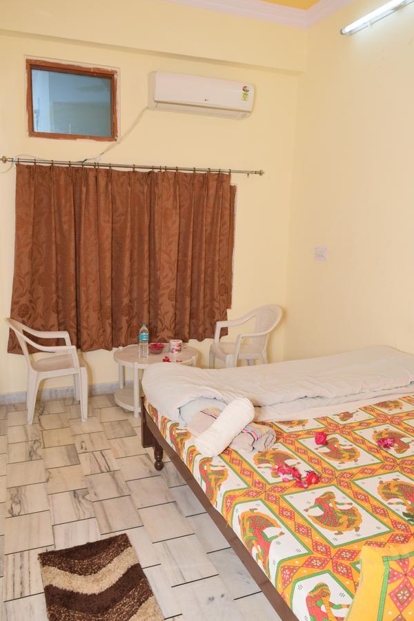 Hotel Kamal Villas Пушкар Екстериор снимка
